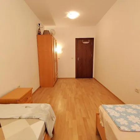 Laguna 2- Bedroom Appartement *