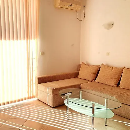 Laguna 2- Bedroom Appartement *